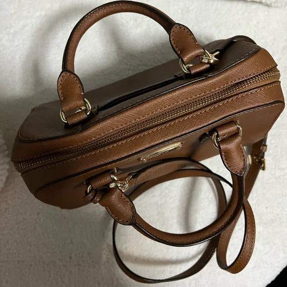 Michael Kors Bag with Detachable Crossbody Strap - Picture 5 of 6